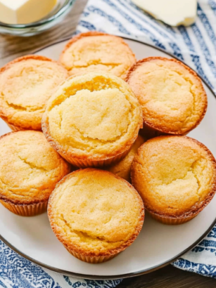 Cracker Barrel Cornbread Muffins