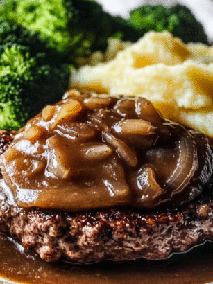 Hamburger Steak – Easy Cracker Barrel Copycat