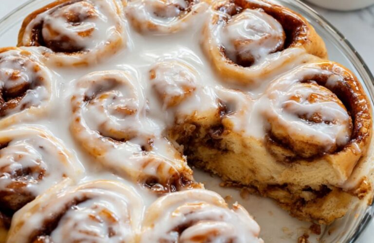 Cinnamon Roll Pie Recipe