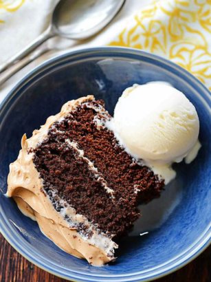 Coca Cola Cake – Easy Cracker Barrel Copycat