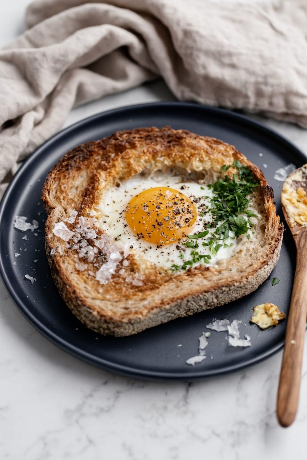Cracker Barrel Egg In a Basket Recipe