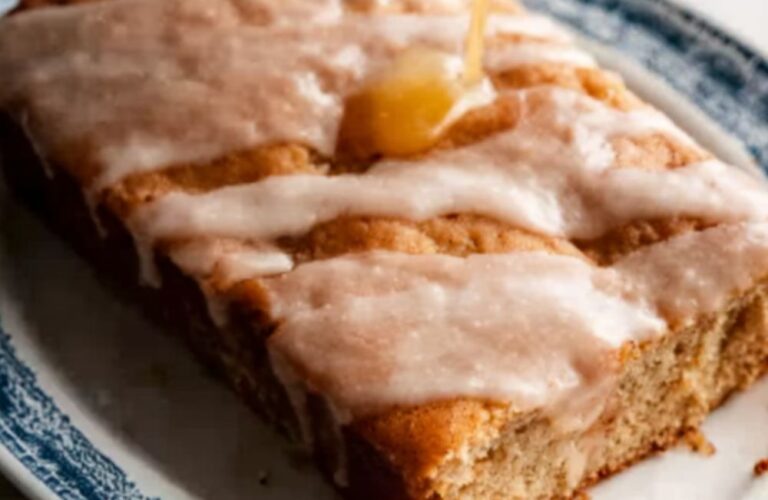 Rustic Apple Cinnamon Sheet Cake Recipe