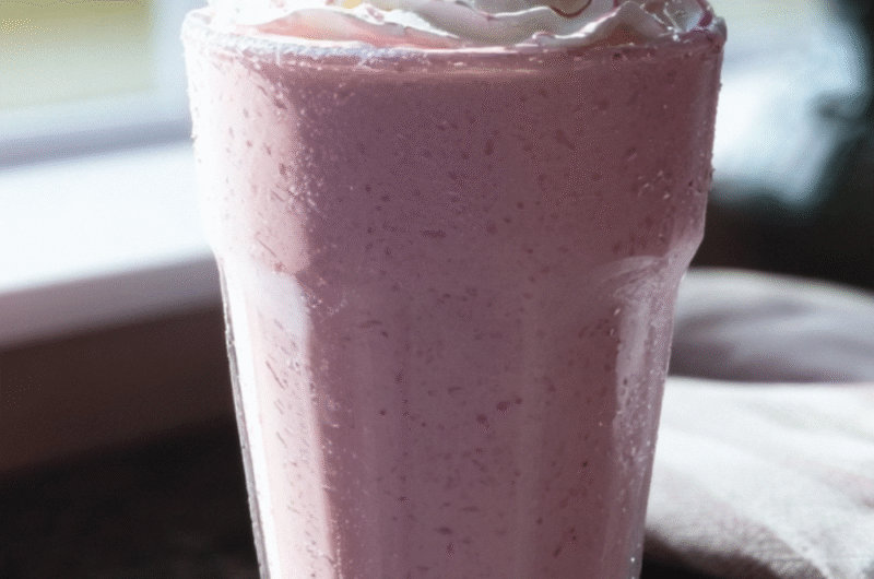 Strawberry Crème Frappuccino Recipe