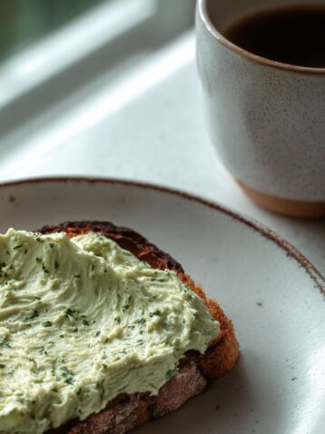 Costco-Style Pesto Butter Recipe