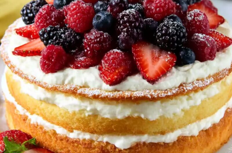 Berries and Cream Layer Cake Recipe