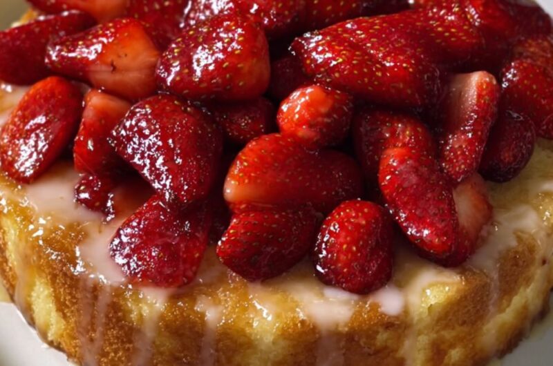 Lemon Sponge Cake with Glazed Strawberries Recipe
