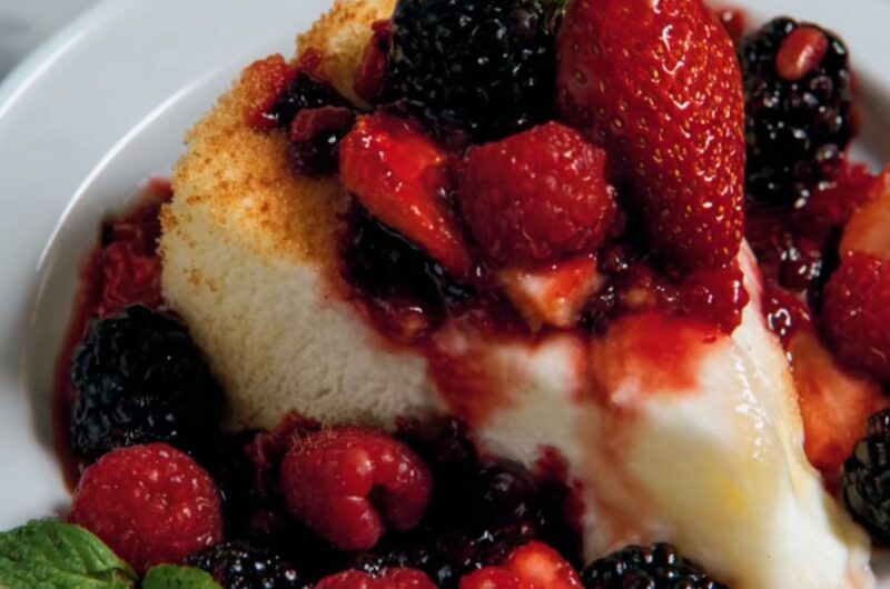 Angelic Cake and Berries Recipe