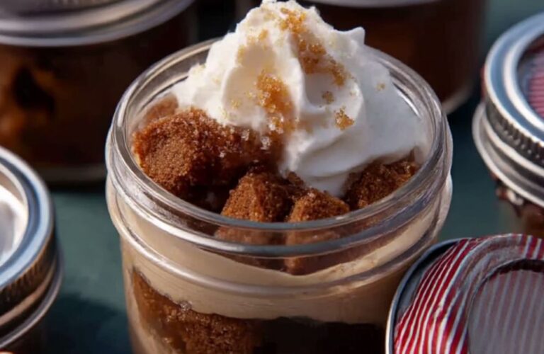 Gingerbread Jars with Cranberry Curd Recipe