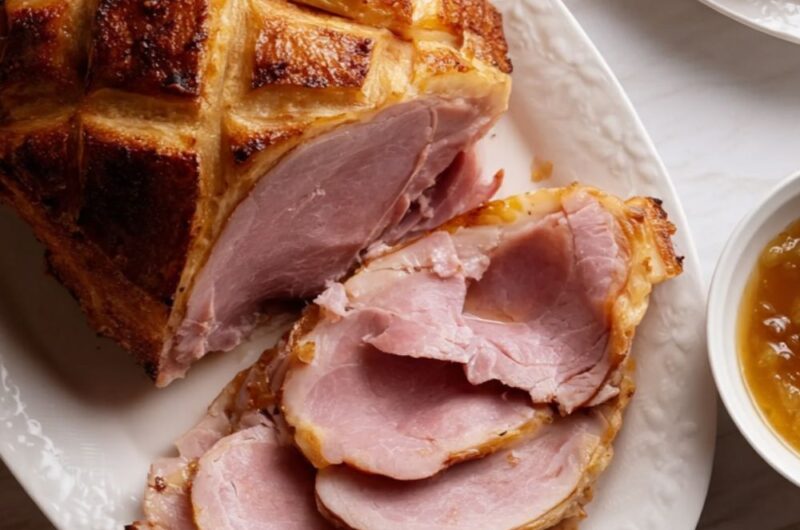 Christmas Ham Wrapped in Puff Pastry Recipe