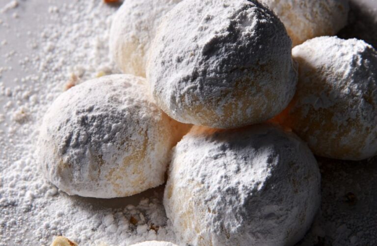 Kourabiedes (Greek Walnut Sugar Cookies) Recipe