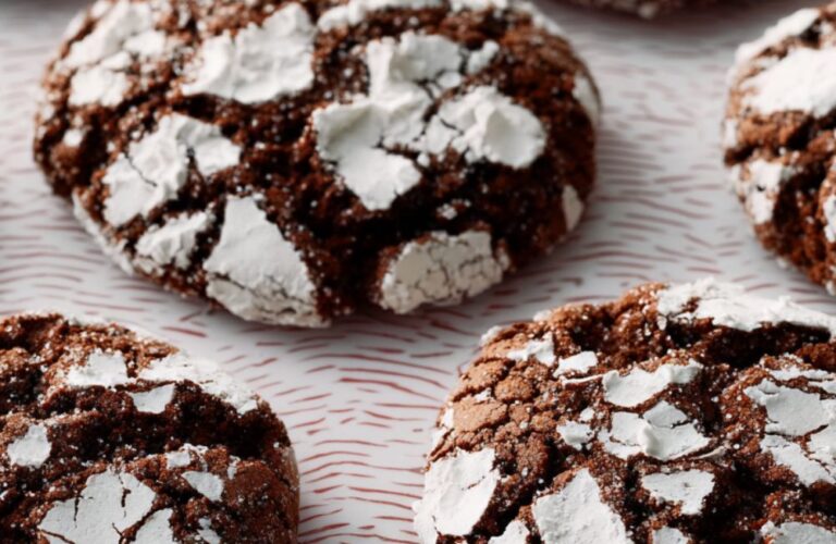 Chocolate Crinkle Cookies Recipe