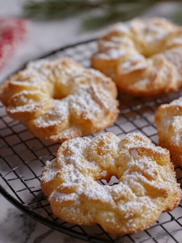 Cornmeal Wreaths Recipe