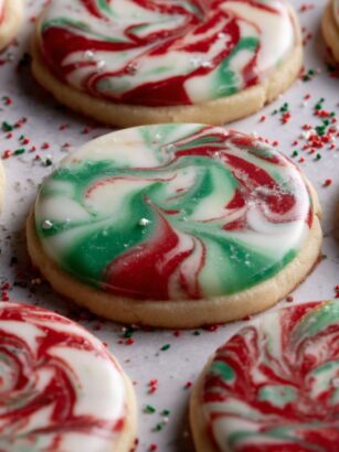 Holiday Swirled Sugar Cookies Recipe