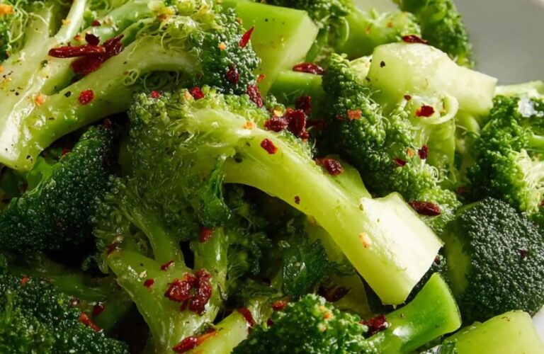 Lemony Broccoli With Anchovies Recipe