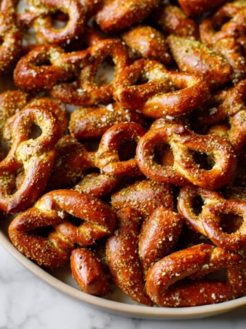 Easy Seasoned Pretzels Recipe