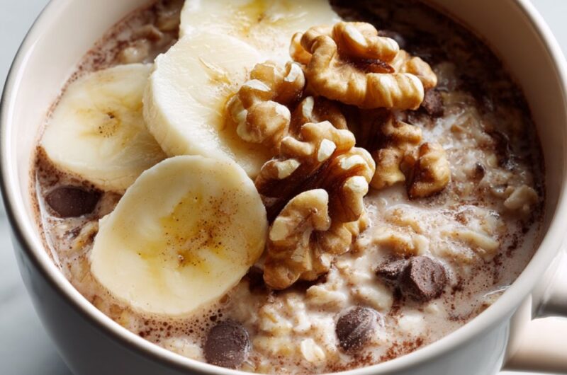 "Hot Chocolate" Banana-Nut Oatmeal Recipe