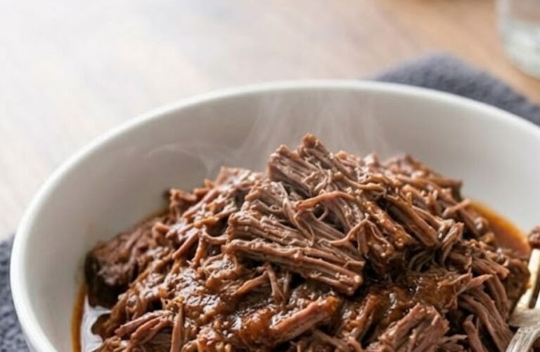 Easy Slow Cooker Chipotle Beef Recipe