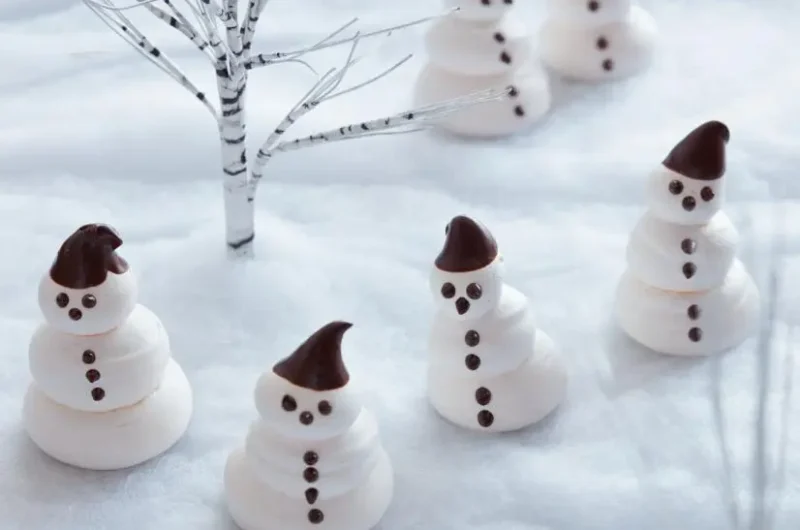 Meringue Snowmen