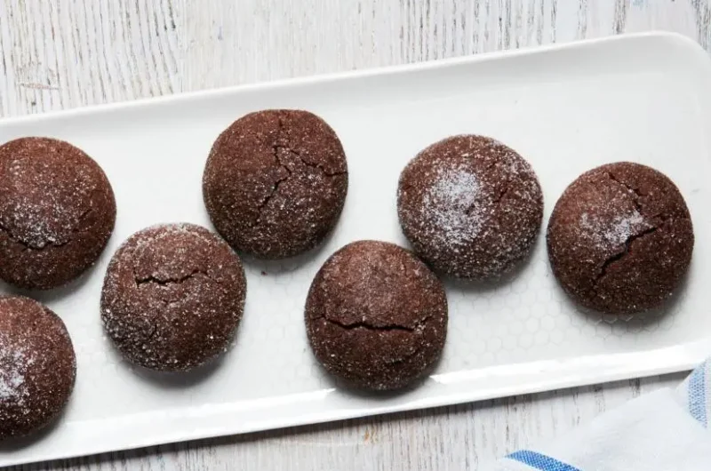 Chewy Chocolate Ginger Cookies