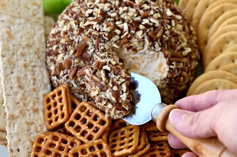 Classic Cheese Ball